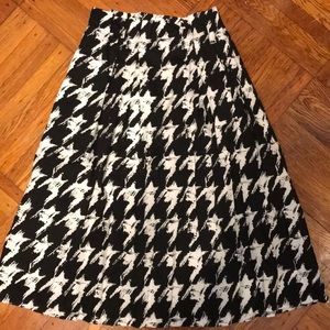 Houndstooth Midi Skirt